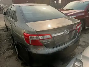 Toyota Camry 2012 Green