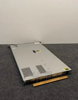 Server HP ProLiant DL 32GB Intel Xeon HDD 2T