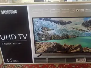 65" Samsung 4K Uhd Smart LED TV