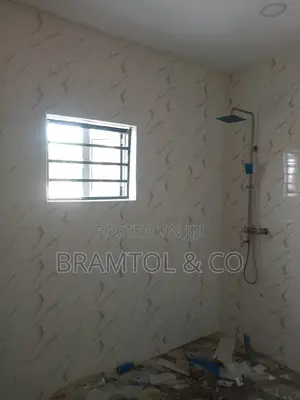 3bdrm Block of Flats in Mabushi for sale