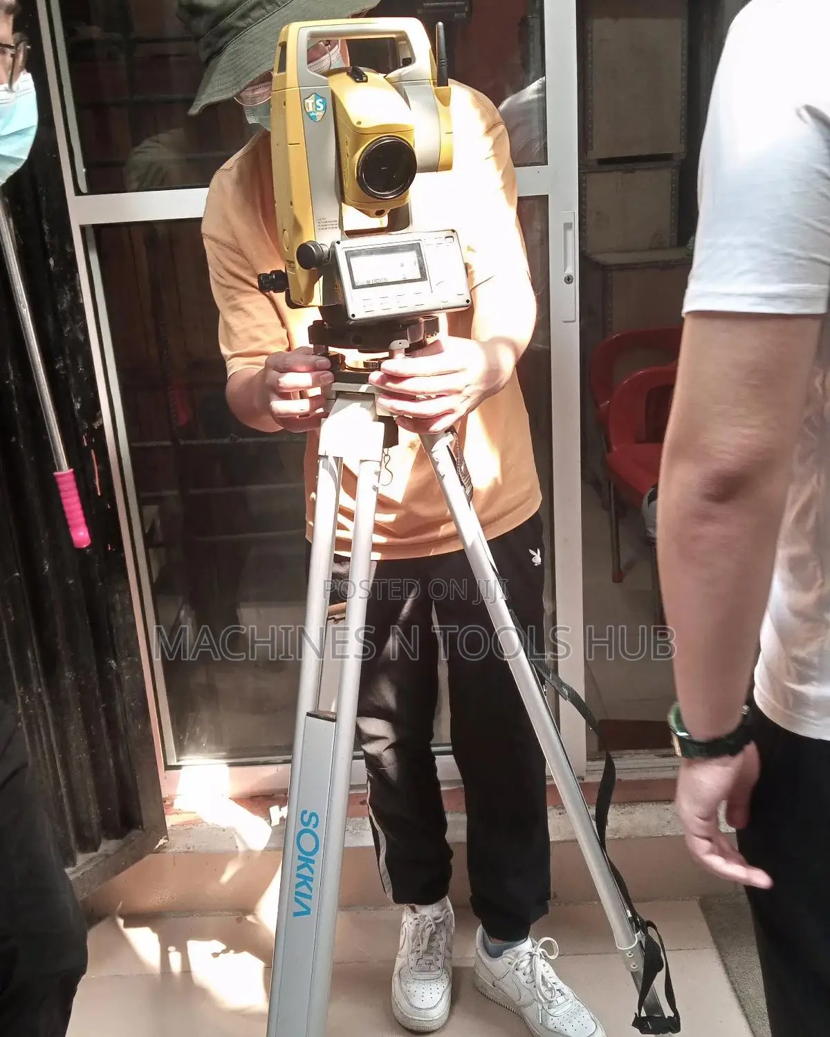 Total Station Level Laser With Tripod Stand