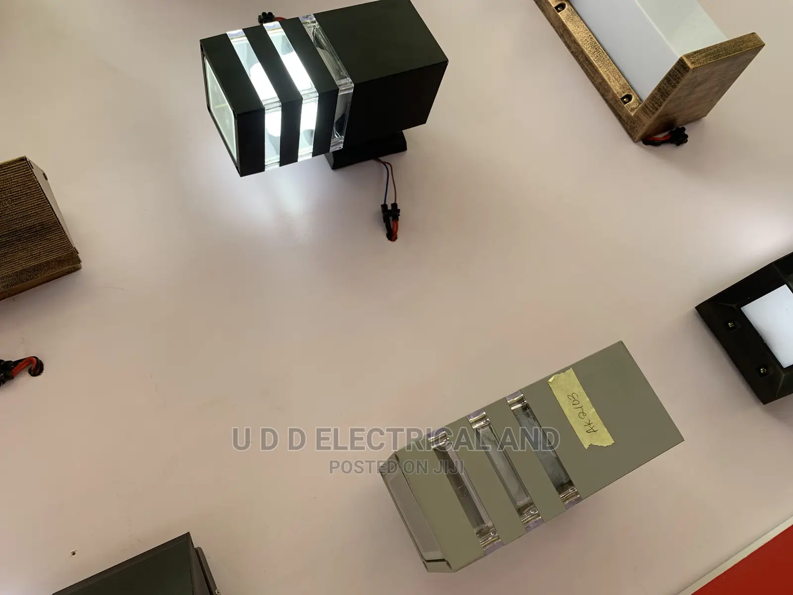 Security Outdoor Wall Bracket Lights
