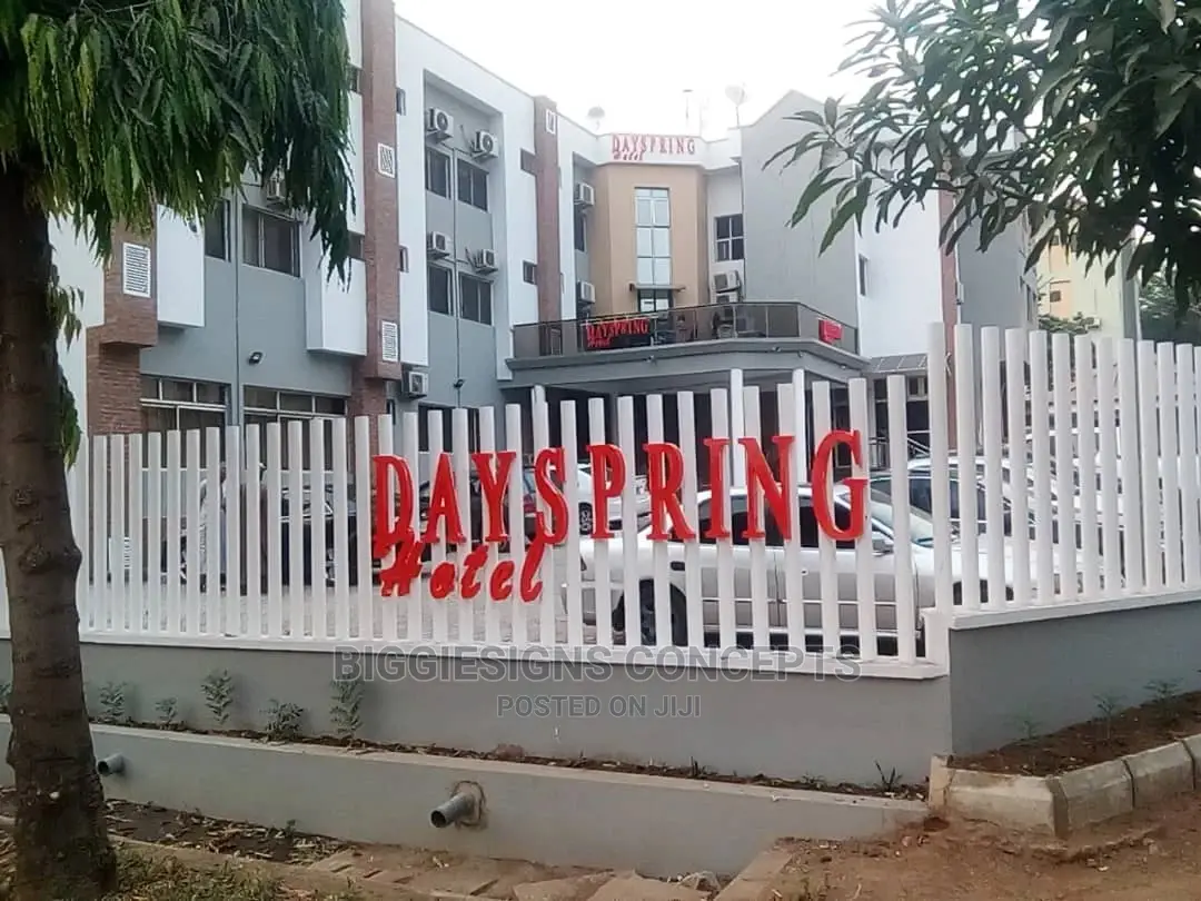 Signage Fabrictor Nd Installer