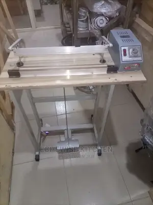 Pedal Sealing Machine