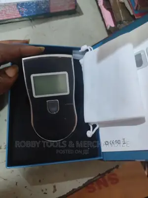 Digital Breathe Alcohol Tester (Medium)