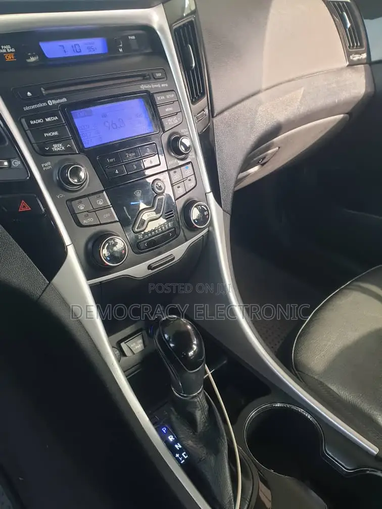Hyundai Sonata 2011/15 Android Screen Wit GPS Navigation Map
