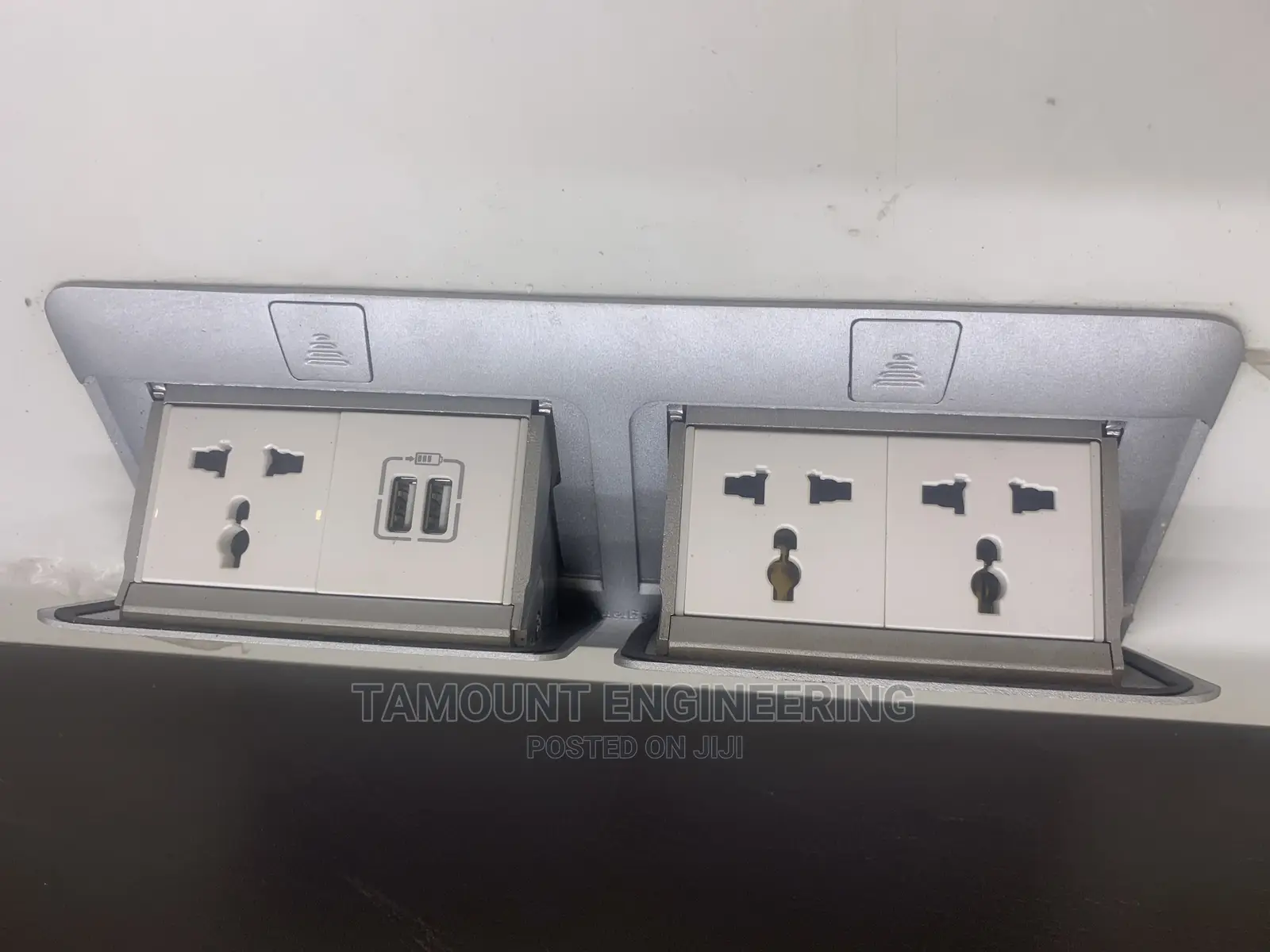 Table Top Socket With Usb