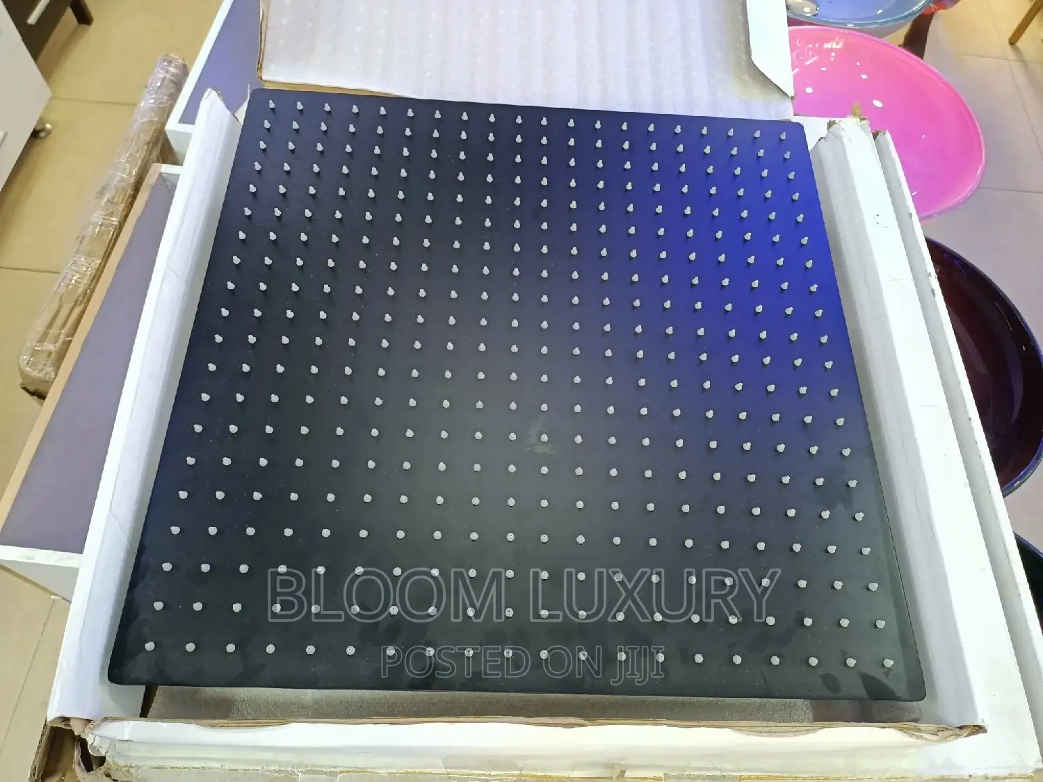 Black Rainfall Shower Head