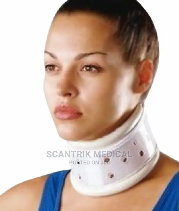 Immobilizer Cervical Collar Hard With Pad - Medium