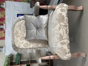 Classic Chair Solid Fashionable