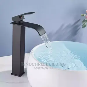 Countertop Waterfall