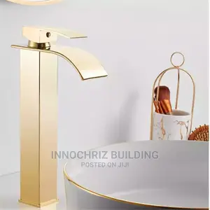 Countertop Waterfall