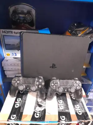 UK Used Ps4 Slim Console 500gb With Extra Pad and 10 Games