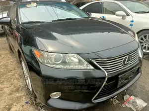 Lexus ES 350 FWD 2013 Black