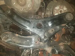 Lower Arm Hyundai Elentra/Kia Cerato 2012