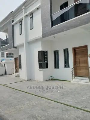 3bdrm Duplex in Ikota Villa Estate, Ado / Ajah for rent