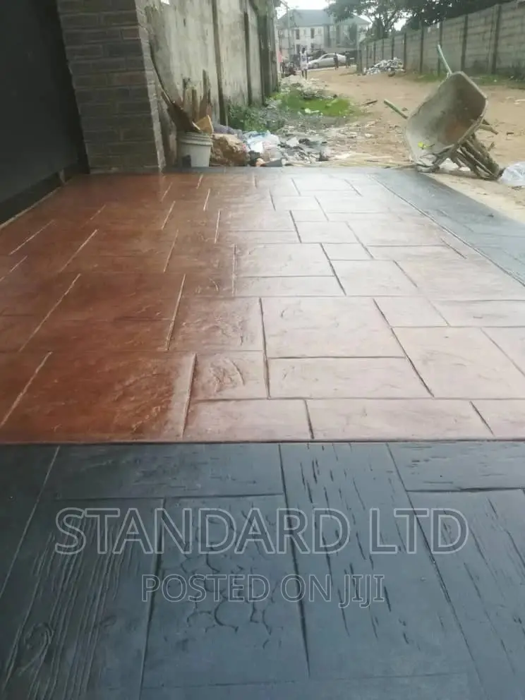 Stamp Concrete Floor (Landscape)