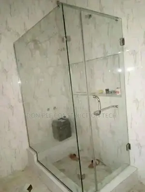 Plane Glass