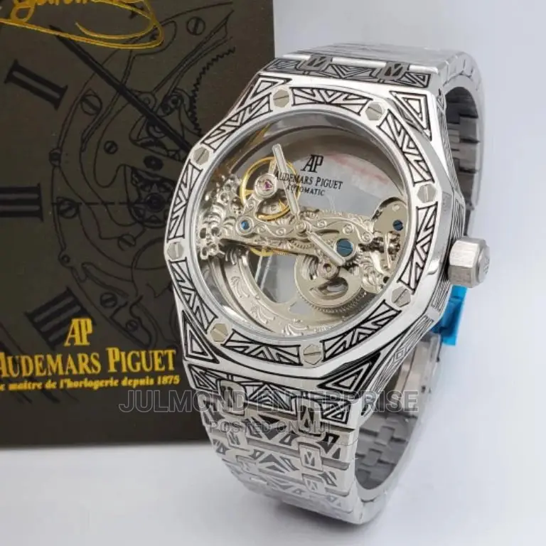 Automatic System/Waterproof Wristwatch