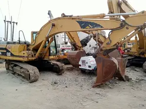 New Arrival Four Units of Cat Excavators Machines 4sale
