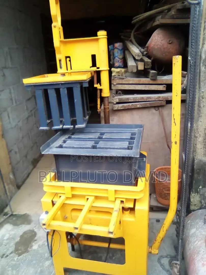 Foreign Blocks Moulding Machine