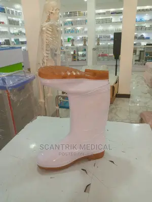 Gum Boots White Fat Resistant