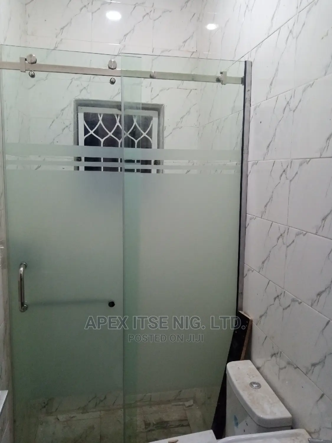 FF Shower Cubicle