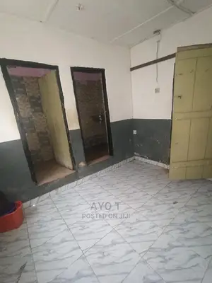 Studio Apartment in Bariga for rent