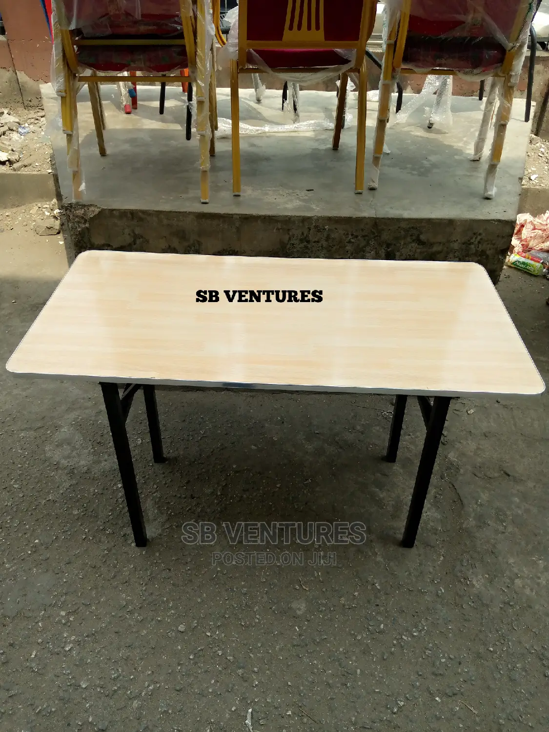 Imported Foldable Wood Table