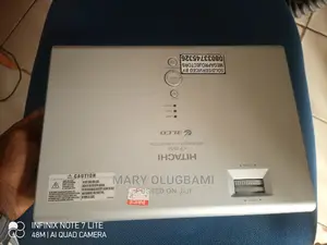 Quality Hitachi Projector