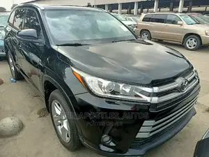 Toyota Highlander 2014 Black