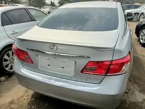 Lexus ES 350 2010 Silver