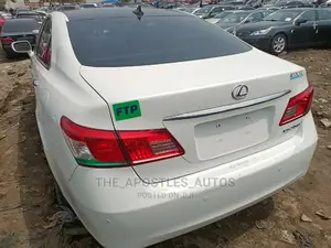 Lexus ES 350 2011 White