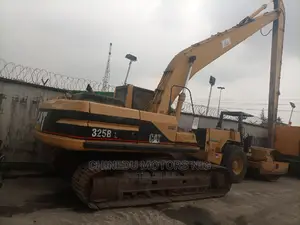 Excavator 325BL Long Boom