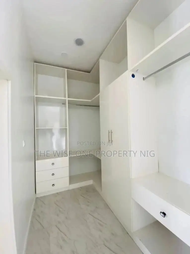 Furnished 5bdrm Duplex in Cbn Solar City, Enugu for sale
