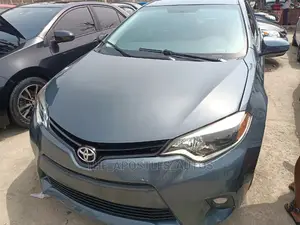 Toyota Corolla 2016 Gray