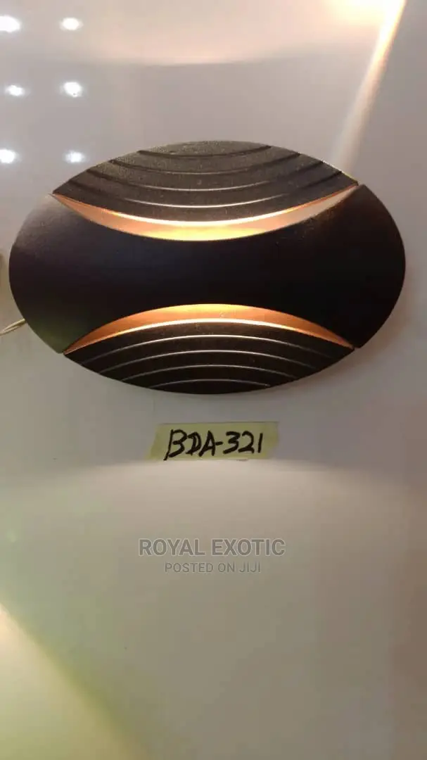VIP Fancy Wall Bracket
