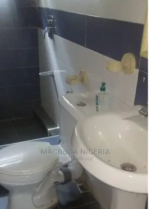 4bdrm Duplex in Adeniyi Jones for rent