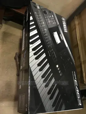 Original Yamaha PSR E463 Keyboard