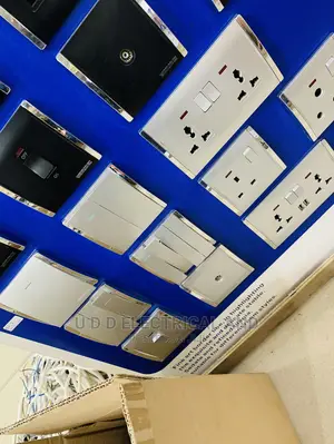 Silver Quality Switches And Socket Made In England U K