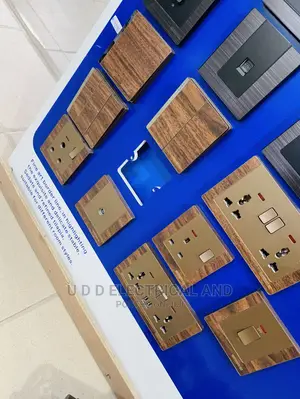 Quality England Wooden Color Switches And Socket