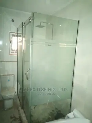 Shower Cubicle Lcc