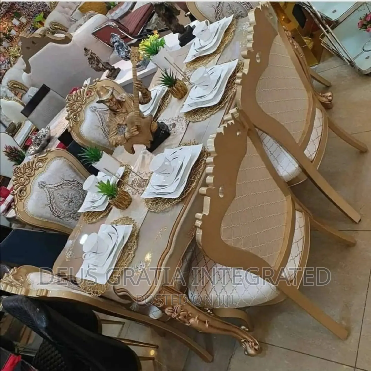 Imported Dinning Table And 6 Chairs