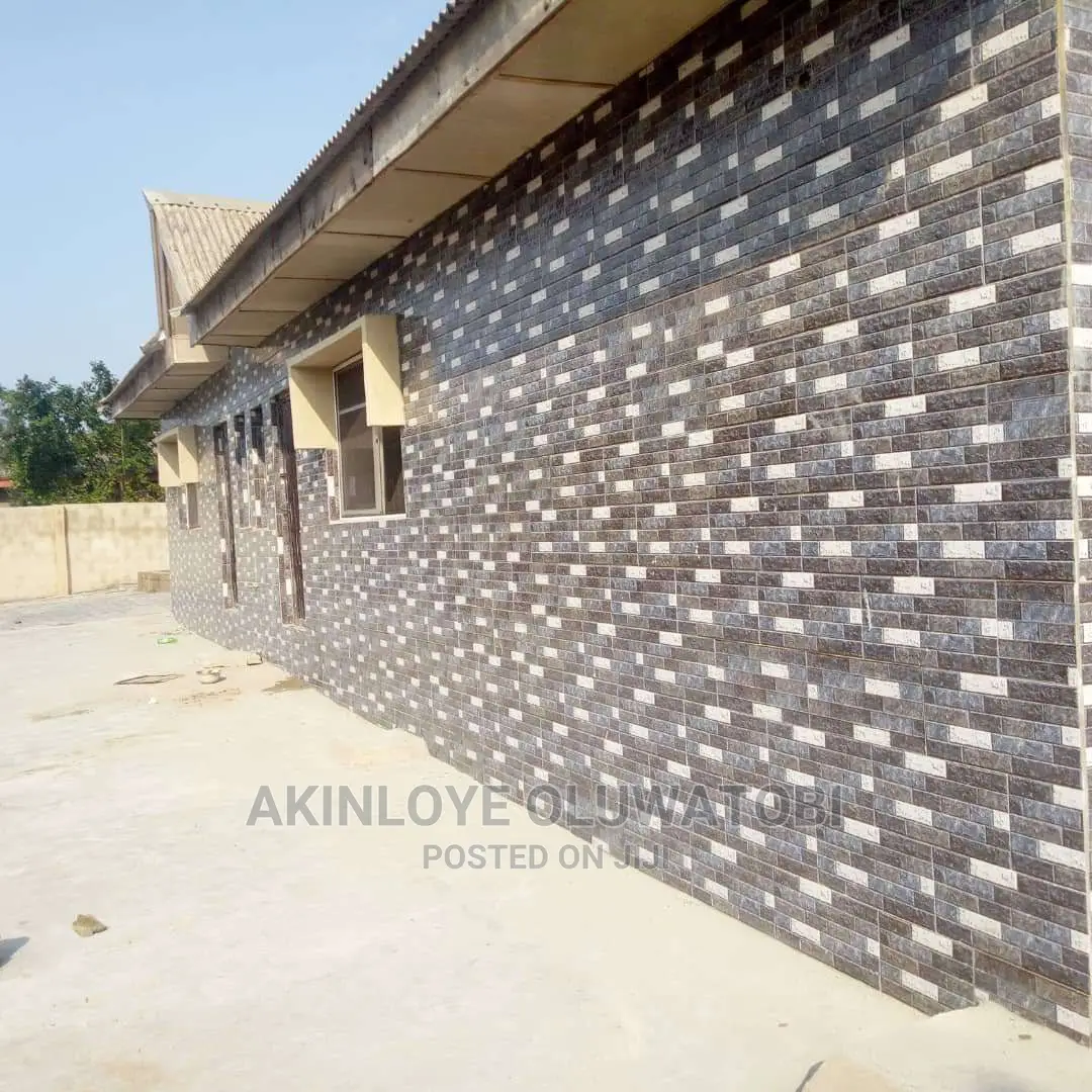Professional Tiles Layer