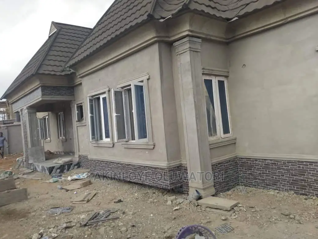 Professional Tiles Layer