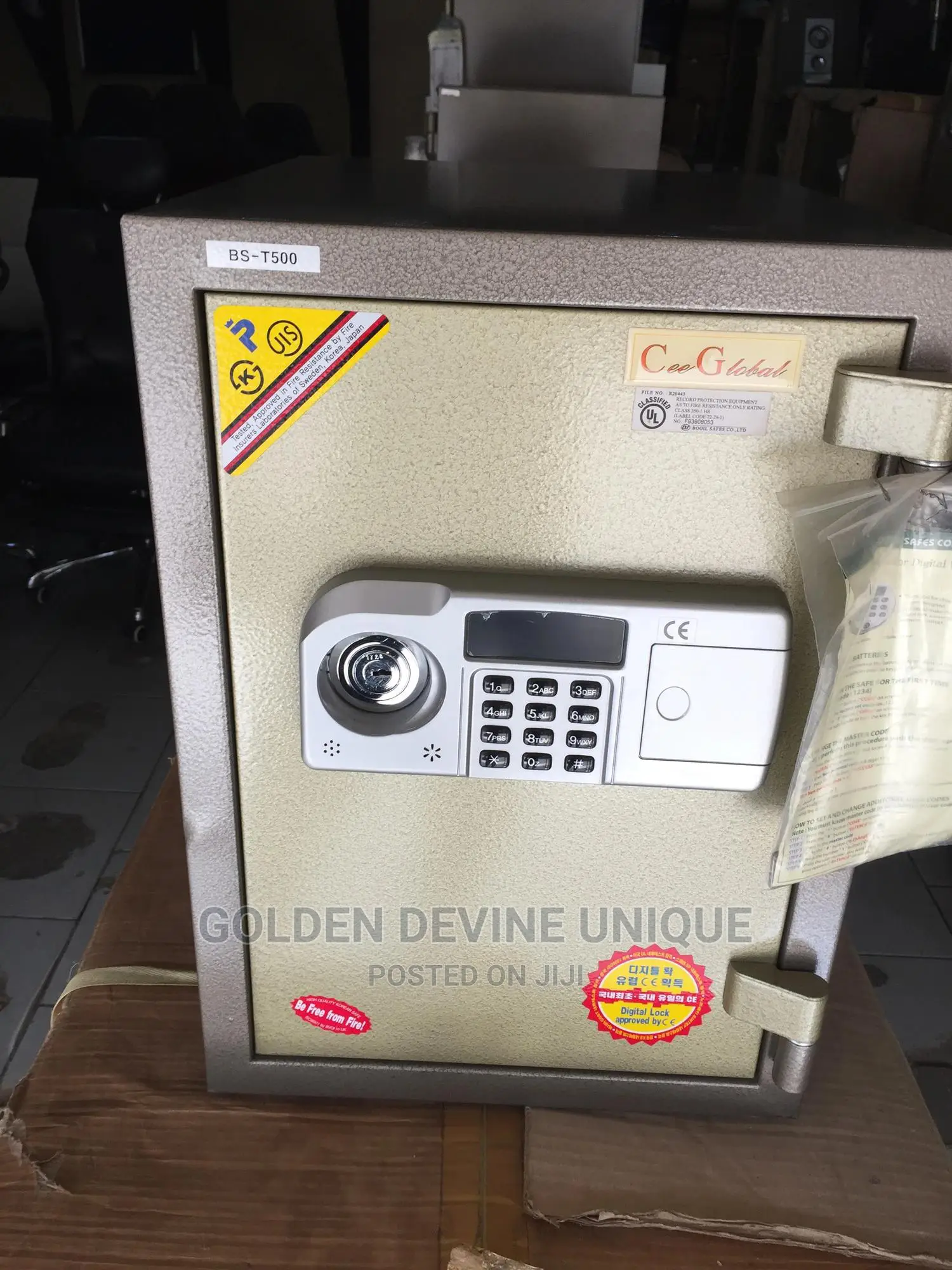 Solid Safe