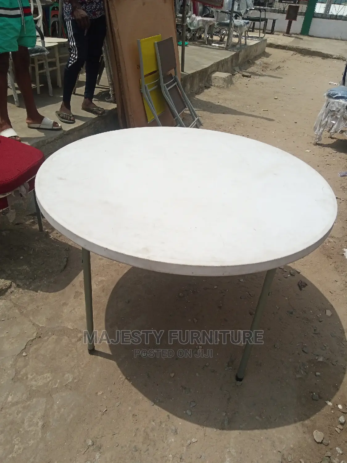 4 Feet Banquet Table
