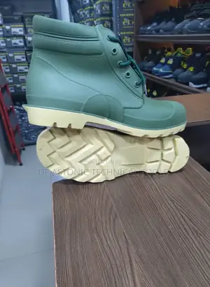 Green Safety Rain Boot