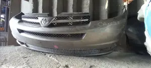 Complete Front Tokunbor Bumper Toyota Sienna 2005