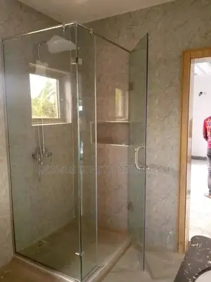 Plane Shower Cubicle
